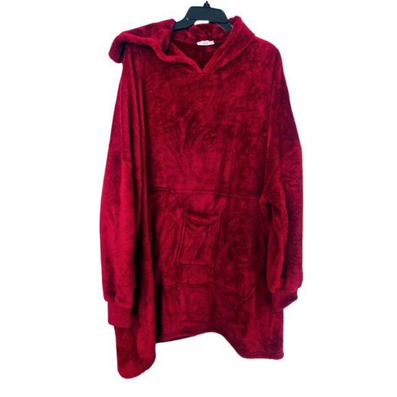 Oversized red plush‎ hoodie with pockets NWOT - Picture 1 of 6
